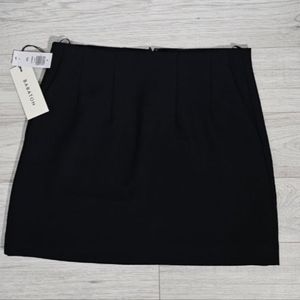 Aritzia Babaton Kinsley Skirt